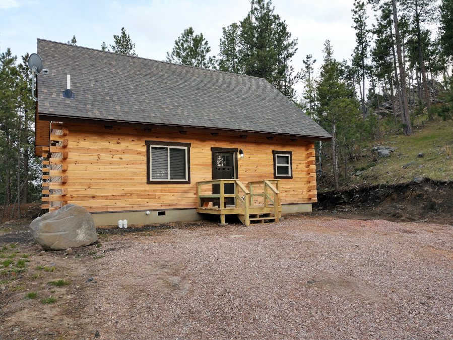 Custom Black Hills Vacation Cabins | Hill City, South Dakota